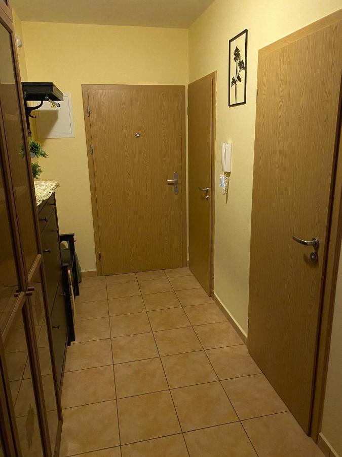 Apartman Tanas Atlantis Tabor Appartamento Esterno foto